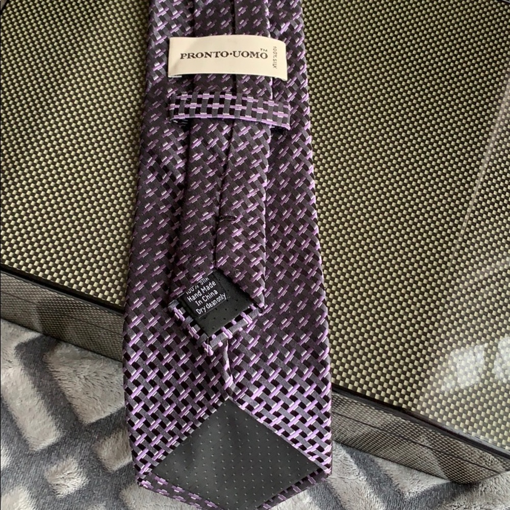 Pronto Uomo 💯 Silk Tie Hand Made